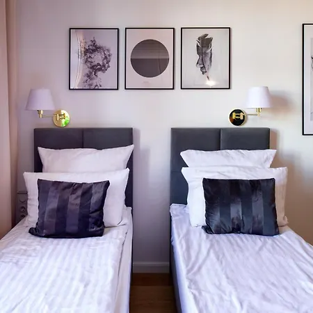 Daire Discover - Lubomirskiego St - Classic & Modern - Near Main Station, Netflix And Ac Krakow