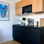 Discover - Lubomirskiego St - Classic & Modern - Near Main Station, Netflix And Ac Krakau