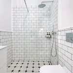 Discover - Lubomirskiego St - Classic & Modern - Near Main Station, Netflix And Ac Krakau