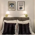 Discover - Lubomirskiego St - Classic & Modern - Near Main Station, Netflix And Ac *