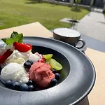 Discover - Lubomirskiego St - Classic & Modern - Near Main Station, Netflix And Ac Apartment Krakau
